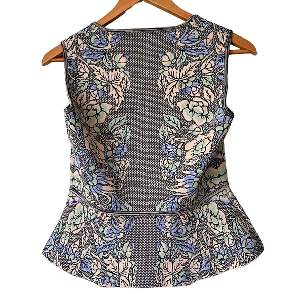 BCBGMaxAzria Alonya Knit Peplum Top Bare Pink Floral size Small - Picture 5 of 8